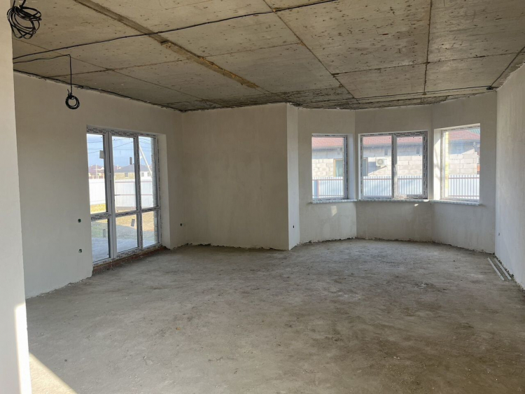 Дом, 425.00 м², на участке 10.70 сот. фото 3